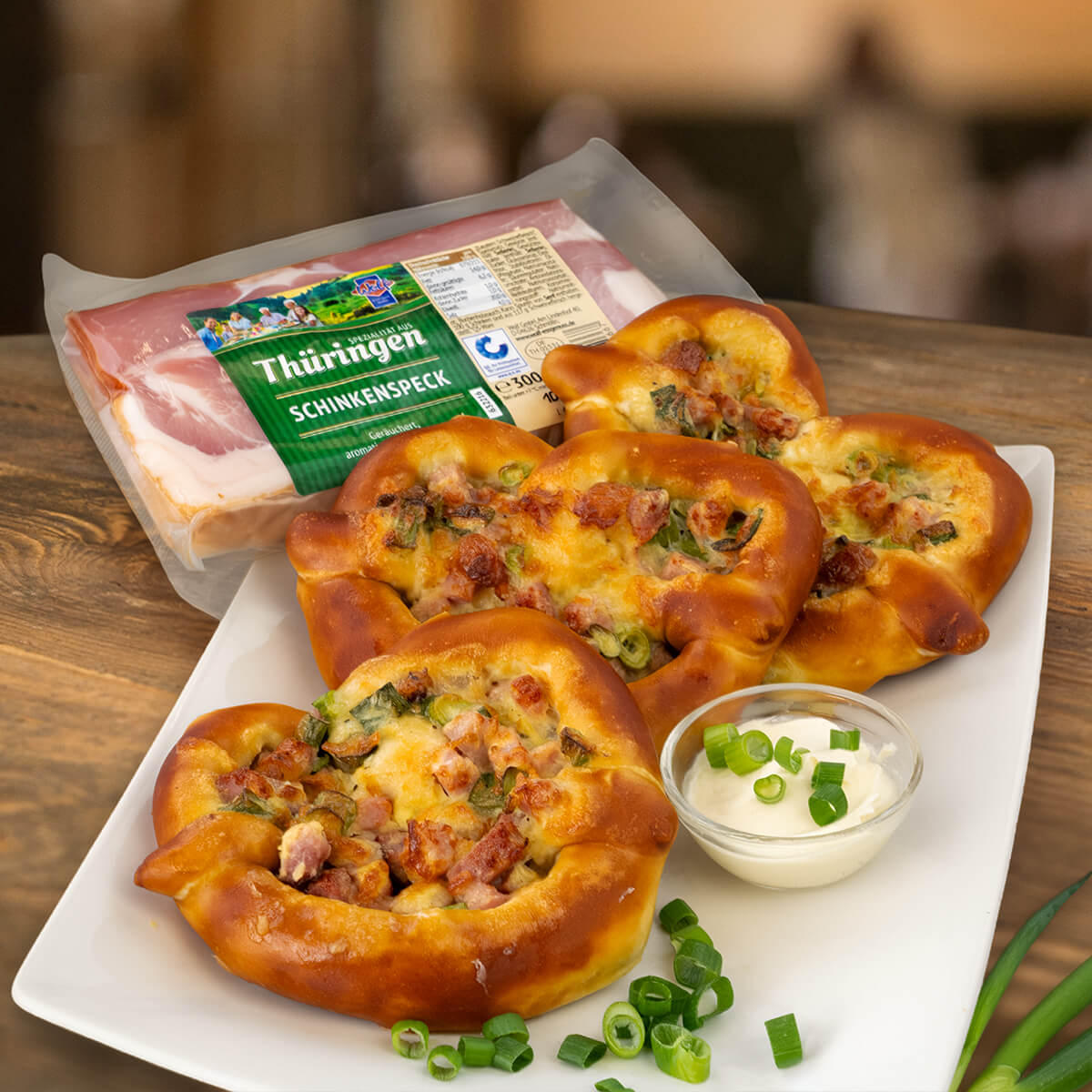 Flammkuchen Brezen mit Thüringer Schinkenspeck von Wolf aus dem Airfryer