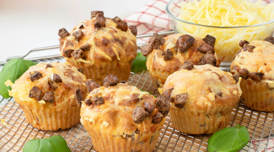 Käse-Muffins mit Original Wolf Nürnberger Rostbratwurst